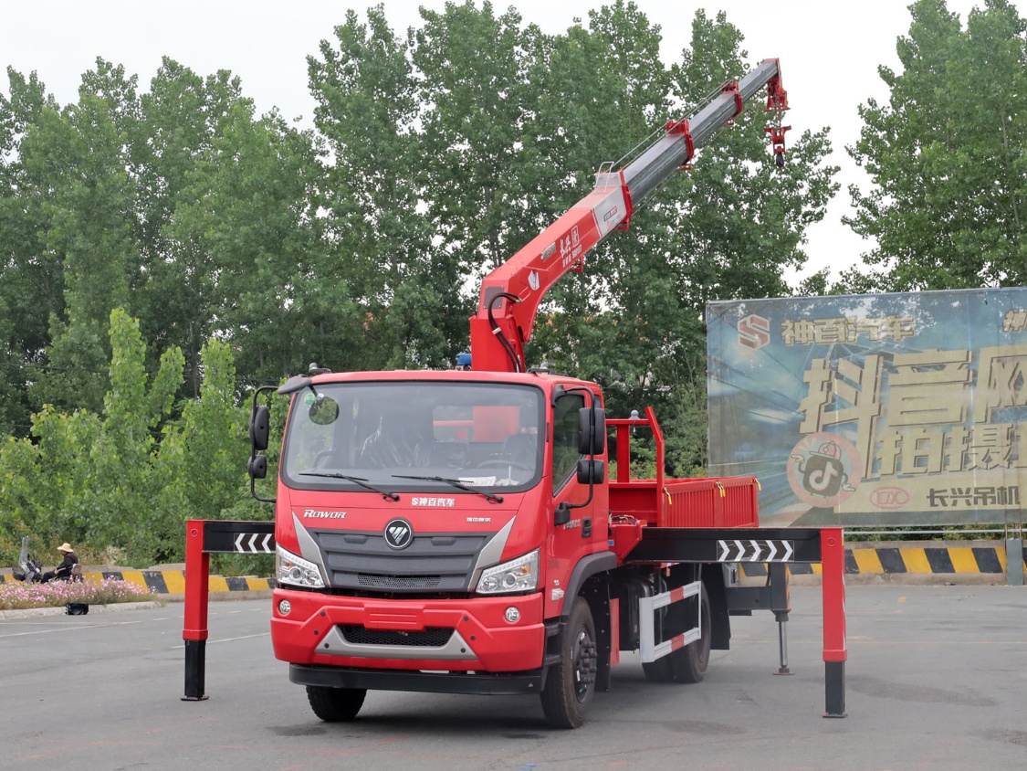 福田瑞沃大金剛隨車吊